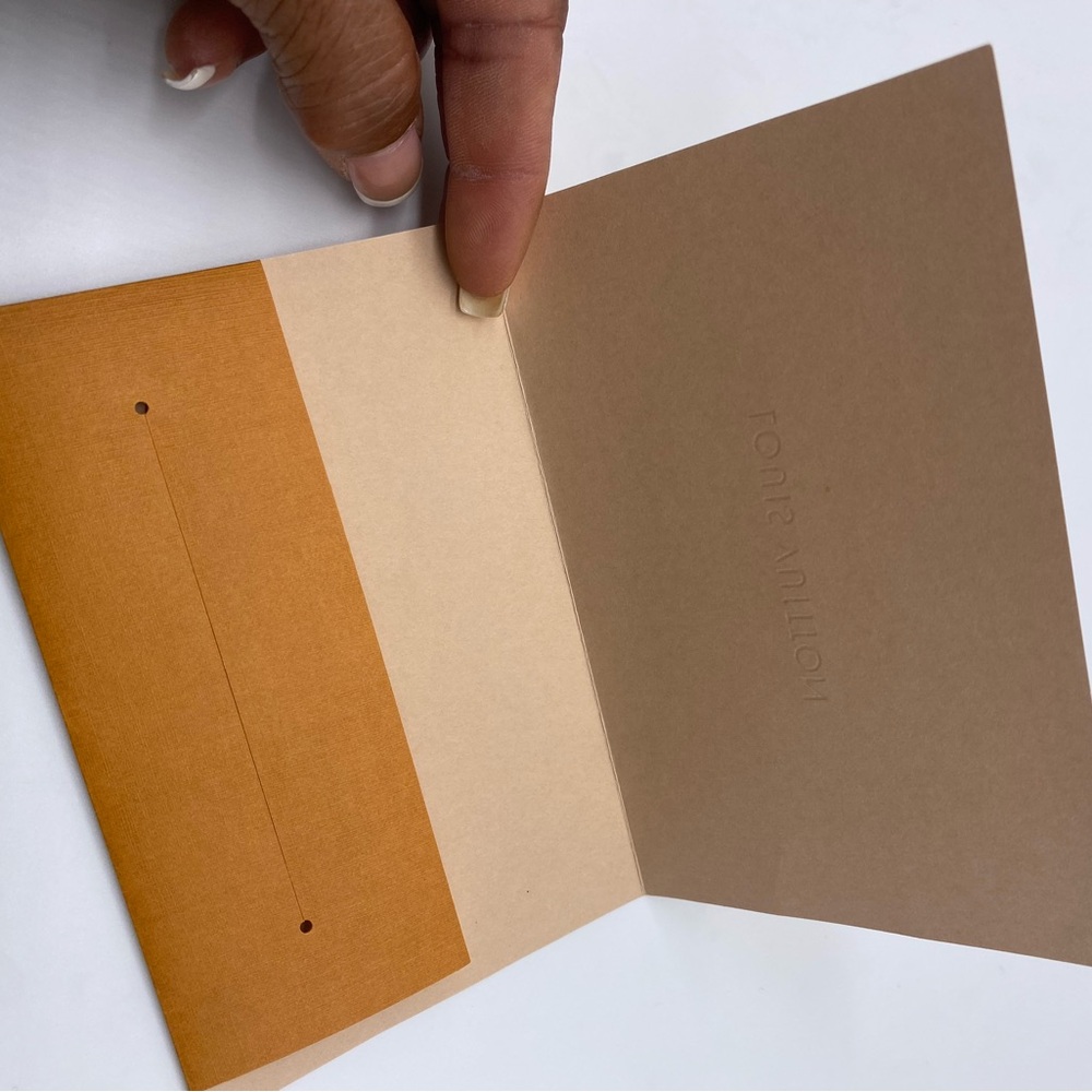 LV Envelope - Picture 2 of 2